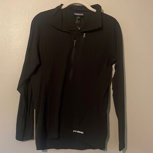 Patagonia long sleeve 100% nylon